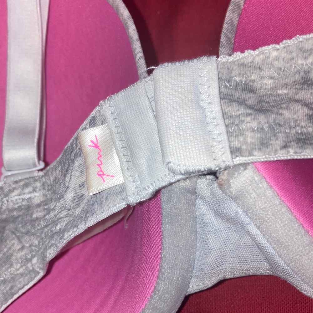 Bras - Picture 3 of 4